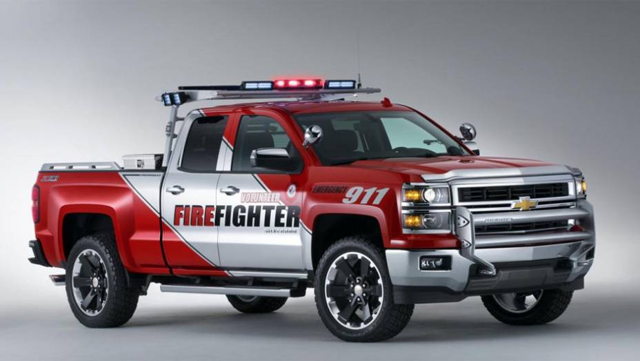 Chevrolet Silverado Volunteer Firefighter Concept | <a href="https://gutenberg.quatrorodas.abril.com.br/noticias/fabricantes/chevrolet-mostra-conceitos-silverado-black-ops-volunteer-firefighter-texas-755573.shtml" rel="migration">Leia mais</a>