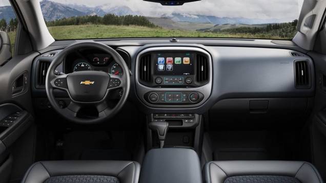 Em termos de motorização, estará disponível o 2.5 de quatro cilindros a gasolina, entregando 193 cavalos de potência e 25,4 kgfm de torque, bem como o 3.6 V6, de 302 cv e 37,3 kgfm | <a href="https://gutenberg.quatrorodas.abril.com.br/noticias/saloes/los-angeles-201" rel="migration"></a> Em termos de motorização, estará disponível o 2.5 de quatro cilindros a gasolina, entregando 193 cavalos de potência e 25,4 kgfm de torque, bem como o 3.6 V6, de 302 cv e 37,3 kgfm | <a href="https://gutenberg.quatrorodas.abril.com.br/noticias/saloes/los-angeles-201" rel="migration"></a>