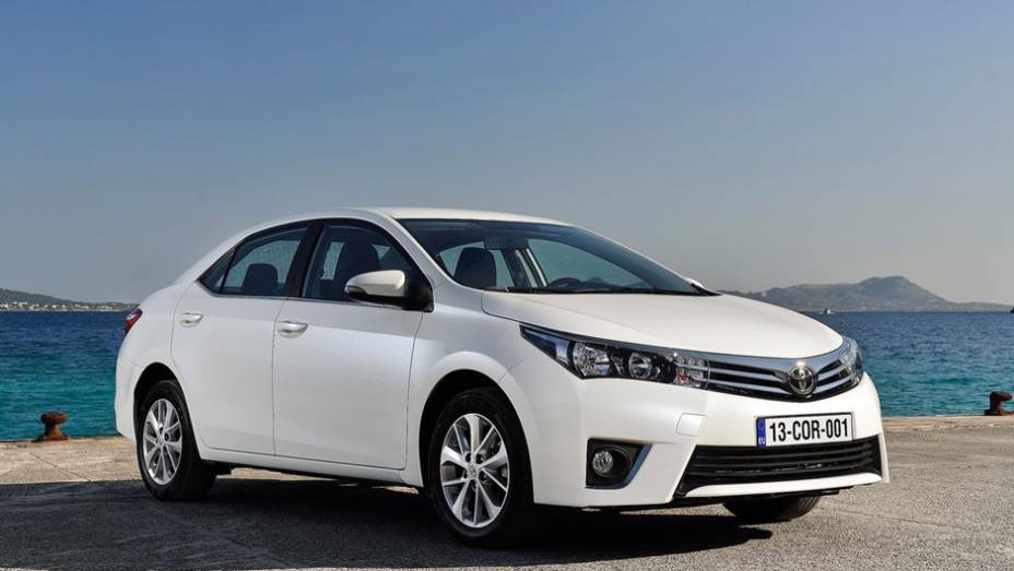 8 - Corolla 2014 | <a href="https://gutenberg.quatrorodas.abril.com.br/noticias/mercado/hb20-termo-mais-buscado-brasil-2013-763387.shtml" rel="migration">Leia mais</a>