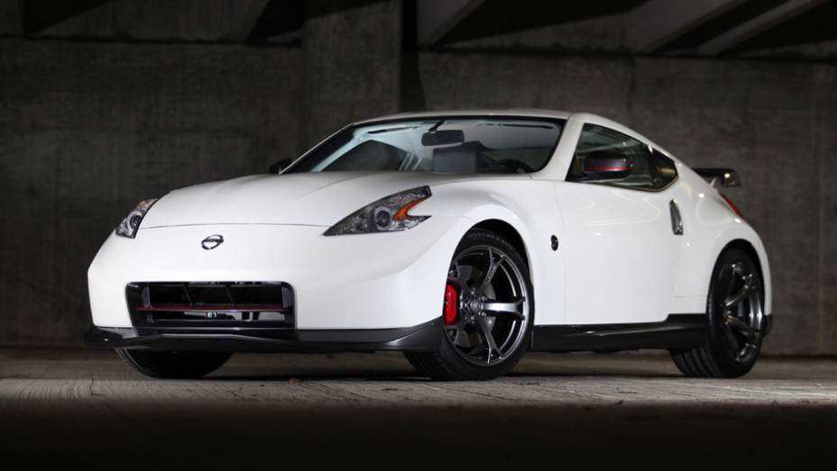 O Nissan 370Z Nismo, de 43 mil dólares, aparece em sétimo | <a href="https://gutenberg.quatrorodas.abril.com.br/noticias/classicos/hagerty-lista-carros-classicos-futuro-767696.shtml" rel="migration">Leia mais</a>