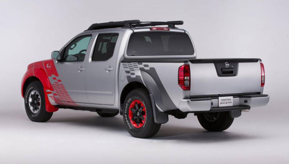 O motor que equipa a Frontier Diesel Runner concept é o 2.8 Cummins turbo de quatro cilindros, que oferece 200 cavalos de potência e 48,3 kgfm de torque | <a href="https://gutenberg.quatrorodas.abril.com.br/noticias/fabricantes/nissan-revela-frontier-diesel-runner-c" rel="migration"></a>
