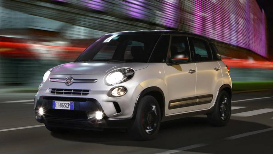 A Fiat anunciou nesta segunda-feira (10) as novidades da linha 2014 do 500L. Uma delas é o lançamento da Beats Edition | <a href="https://gutenberg.quatrorodas.abril.com.br/noticias/fabricantes/fiat-revela-500l-beats-edition-772907.shtml" rel="migration">Leia mais</a>