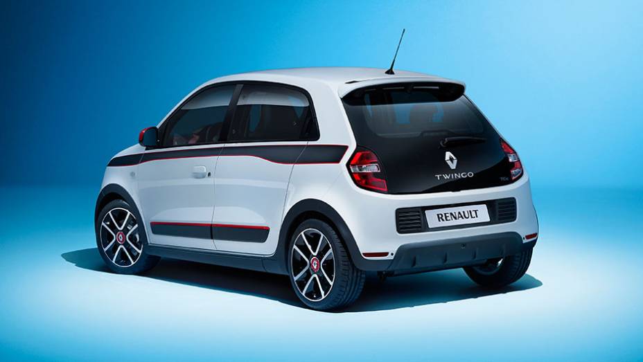 Renault confirmou motor traseiro no novo Twingo e duas opções de motorização | <a href="https://gutenberg.quatrorodas.abril.com.br/noticias/saloes/genebra-2014/renault-confirma-motorizacao-twingo-775341.shtml" rel="migration">Leia mais</a>