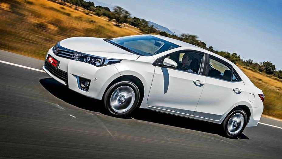 Toyota Corolla foi o segundo veículo mais comercializado em 2013 com 895.925 unidades vendidas | <a href="https://gutenberg.quatrorodas.abril.com.br/noticias/mercado/ford-focus-ocupa-primeiro-lugar-lista-carros-mais-vendidos-mundo-774188.shtml" rel="migration">Leia mais</a>