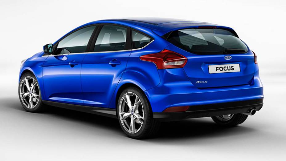 Modelo passou por facelift | <a href="https://gutenberg.quatrorodas.abril.com.br/noticias/saloes/genebra-2014/ford-levara-novo-focus-genebra-774357.shtml" rel="migration">Leia mais</a>