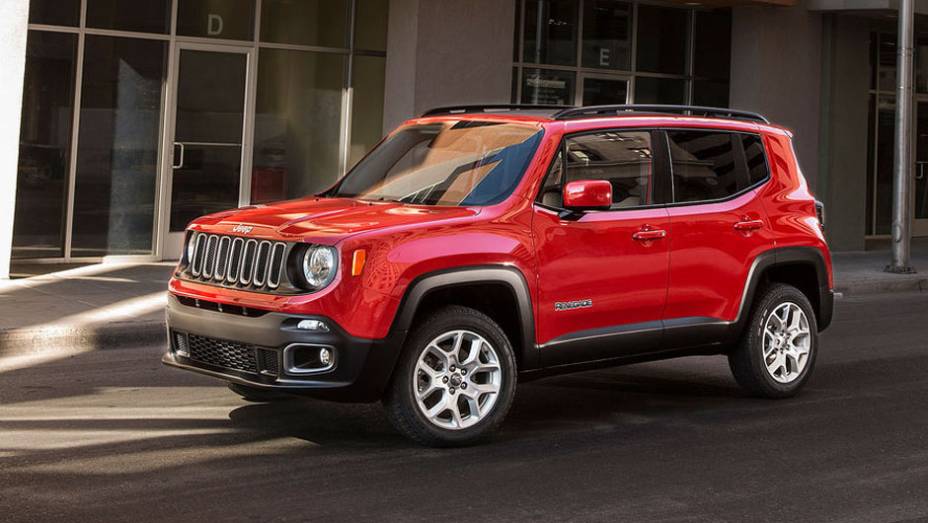 Circulam na Internet desde a noite de domingo (2) as imagens do novo SUV compacto da Jeep, o Renegade | <a href="https://gutenberg.quatrorodas.abril.com.br/noticias/saloes/genebra-2014/imagens-jeep-renegade-sao-reveladas-775127.shtml" rel="migration">Leia mais</a>