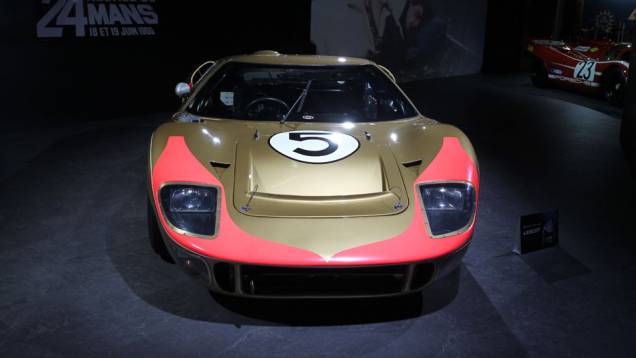 Ford GT40 (1966) | <a href="https://gutenberg.quatrorodas.abril.com.br/noticias/saloes/genebra-2014/salao-genebra-exibe-bolidos-le-mans-775992.shtml" rel="migration">Leia mais</a> | <a href="https://gutenberg.quatrorodas.abril.com.br/noticias/saloes/genebra-2014/" rel="migration">Confira tudo sobre o Salão d</a> Ford GT40 (1966) | <a href="https://gutenberg.quatrorodas.abril.com.br/noticias/saloes/genebra-2014/salao-genebra-exibe-bolidos-le-mans-775992.shtml" rel="migration">Leia mais</a> | <a href="https://gutenberg.quatrorodas.abril.com.br/noticias/saloes/genebra-2014/" rel="migration">Confira tudo sobre o Salão d</a>