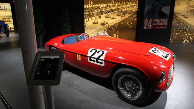 Ferrari 166M (1949) | <a href="https://gutenberg.quatrorodas.abril.com.br/noticias/saloes/genebra-2014/salao-genebra-exibe-bolidos-le-mans-775992.shtml" rel="migration">Leia mais</a> | <a href="https://gutenberg.quatrorodas.abril.com.br/noticias/saloes/genebra-2014/" rel="migration">Confira tudo sobre o Salã</a> Ferrari 166M (1949) | <a href="https://gutenberg.quatrorodas.abril.com.br/noticias/saloes/genebra-2014/salao-genebra-exibe-bolidos-le-mans-775992.shtml" rel="migration">Leia mais</a> | <a href="https://gutenberg.quatrorodas.abril.com.br/noticias/saloes/genebra-2014/" rel="migration">Confira tudo sobre o Salã</a>
