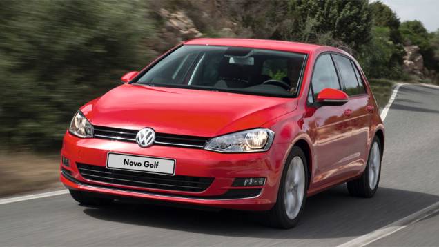 Volkswagen apresenta Novo Golf Comfortline | <a href="https://gutenberg.quatrorodas.abril.com.br/noticias/fabricantes/volkswagen-apresenta-novo-golf-comfortline-777747.shtml" rel="migration">Leia mais</a> Volkswagen apresenta Novo Golf Comfortline | <a href="https://gutenberg.quatrorodas.abril.com.br/noticias/fabricantes/volkswagen-apresenta-novo-golf-comfortline-777747.shtml" rel="migration">Leia mais</a>