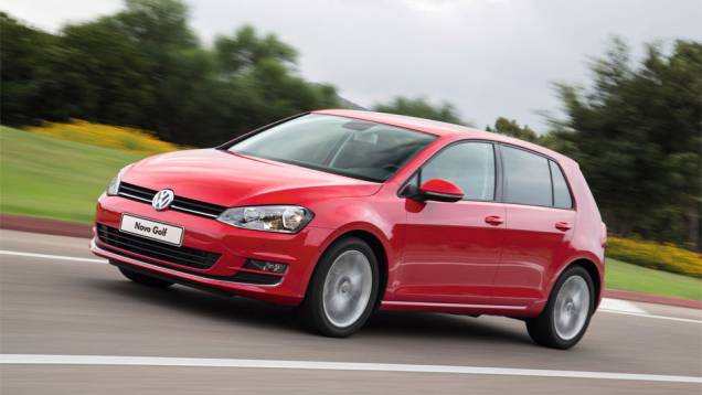 Versão de entrada tem preço sugerido de R$ 66.990 | <a href="https://gutenberg.quatrorodas.abril.com.br/noticias/fabricantes/volkswagen-apresenta-novo-golf-comfortline-777747.shtml" rel="migration">Leia mais</a> Versão de entrada tem preço sugerido de R$ 66.990 | <a href="https://gutenberg.quatrorodas.abril.com.br/noticias/fabricantes/volkswagen-apresenta-novo-golf-comfortline-777747.shtml" rel="migration">Leia mais</a>
