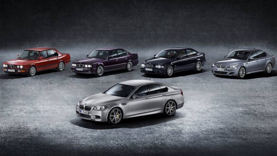 30 anos de BMW M5 | <a href="https://gutenberg.quatrorodas.abril.com.br/noticias/fabricantes/bmw-revela-30-jahre-m5-edicao-especial-781848.shtml" rel="migration">Leia mais</a>