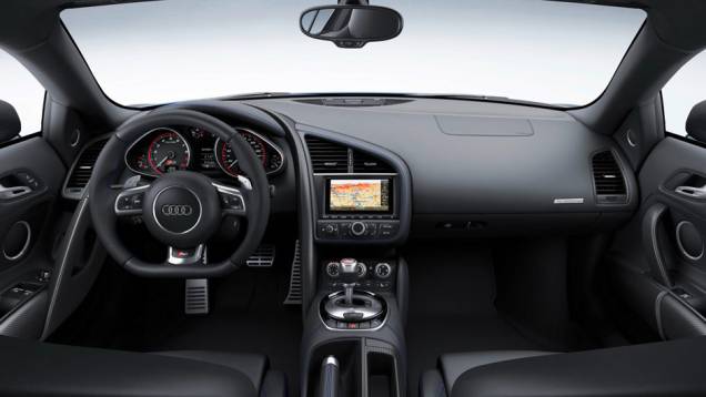 Apenas 99 unidades do R8 LMX serão fabricadas pela Audi | <a href="https://gutenberg.quatrorodas.abril.com.br/noticias/fabricantes/audi-apresenta-r8-lmx-782203.shtml" rel="migration">Leia mais</a> Apenas 99 unidades do R8 LMX serão fabricadas pela Audi | <a href="https://gutenberg.quatrorodas.abril.com.br/noticias/fabricantes/audi-apresenta-r8-lmx-782203.shtml" rel="migration">Leia mais</a>