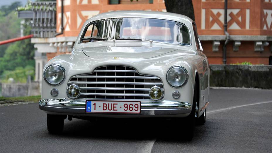 Ferrari 195 Inter - Concorso dEleganza Villa dEste 2014 | <a href="https://gutenberg.quatrorodas.abril.com.br/noticias/classicos//concorso-d-eleganza-villa-d-este-2014-premia-maserati-450-s-1956-como-best-of-show-784018.shtml" rel="migration">Leia mais</a>