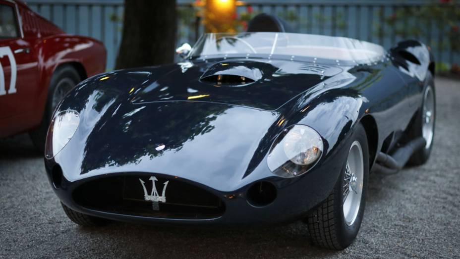 Maserati 450 S Roadster - Concorso dEleganza Villa dEste 2014 | <a href="https://gutenberg.quatrorodas.abril.com.br/noticias/classicos//concorso-d-eleganza-villa-d-este-2014-premia-maserati-450-s-1956-como-best-of-show-784018.shtml" rel="migration">Leia mais</a>