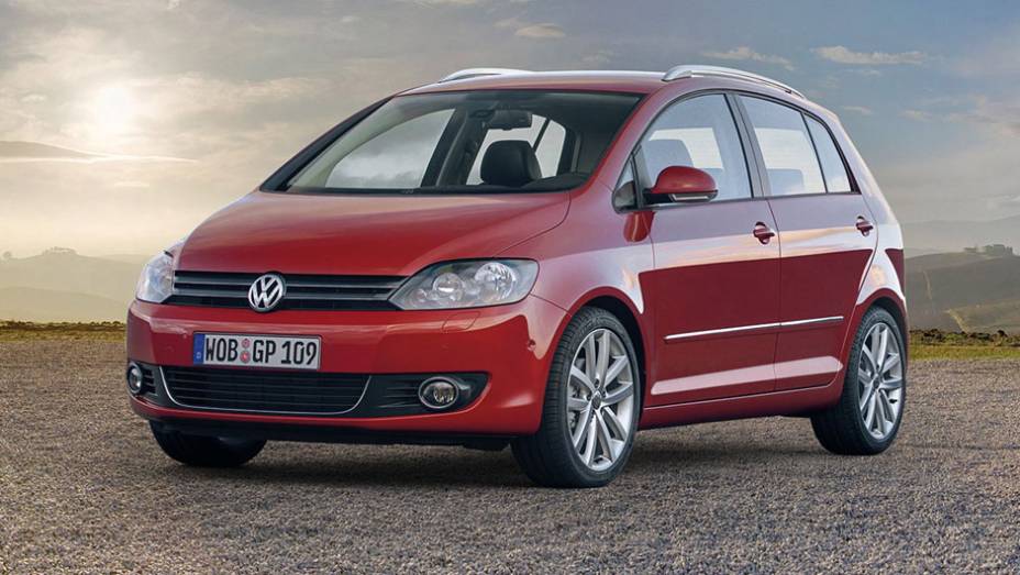 2 - Volkswagen Golf Plus (vencedor da categoria "Carro compacto familiar") | <a href="https://gutenberg.quatrorodas.abril.com.br/noticias/mercado/volkswagen-up-lidera-pesquisa-satisfacao-jd-power-2014-784586.shtml" rel="migration">Leia mais</a>