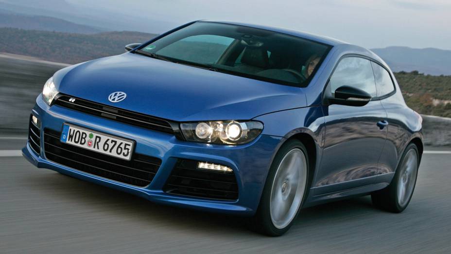 5 - Volkswagen Scirocco (vencedor da categoria "Carro de diversão") | <a href="https://gutenberg.quatrorodas.abril.com.br/noticias/mercado/volkswagen-up-lidera-pesquisa-satisfacao-jd-power-2014-784586.shtml" rel="migration">Leia mais</a>