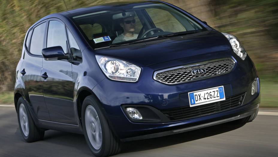 16 - Kia Venga (vencedor da categoria "Monovolume compacto") | <a href="https://gutenberg.quatrorodas.abril.com.br/noticias/mercado/volkswagen-up-lidera-pesquisa-satisfacao-jd-power-2014-784586.shtml" rel="migration">Leia mais</a>