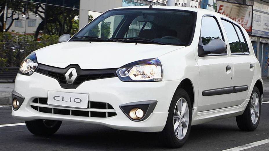 FLEX: 1) Renault Clio 1.0 - 9,5/14,3 (E/G) km/l na cidade e 10,7/15,8 (E/G) km/l na estrada | <a href="https://gutenberg.quatrorodas.abril.com.br/noticias/mercado/inmetro-atualiza-lista-carros-mais-economicos-pais-784794.shtml" rel="migration">Leia mais</a>