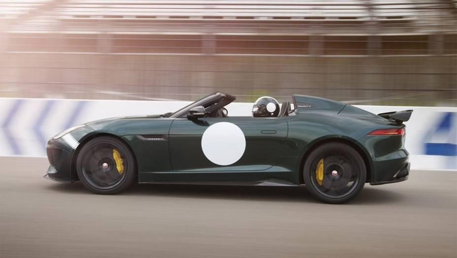 Modelo será limitado a 250 unidades | <a href="https://gutenberg.quatrorodas.abril.com.br/noticias/fabricantes/oficial-jaguar-anuncia-f-type-project-7-787087.shtml" rel="migration">Leia mais</a>