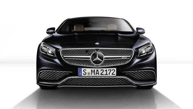 Na comparação com o S63 AMG Coupe, o recém-lançado modelo se distingue pela grade frontal, pinças de freio amarelas... | <a href="https://gutenberg.quatrorodas.abril.com.br/noticias/fabricantes/mercedes-benz-s65-amg-coupe-apresentado-790822.shtml" rel="migration">Leia mais</a> Na comparação com o S63 AMG Coupe, o recém-lançado modelo se distingue pela grade frontal, pinças de freio amarelas... | <a href="https://gutenberg.quatrorodas.abril.com.br/noticias/fabricantes/mercedes-benz-s65-amg-coupe-apresentado-790822.shtml" rel="migration">Leia mais</a>