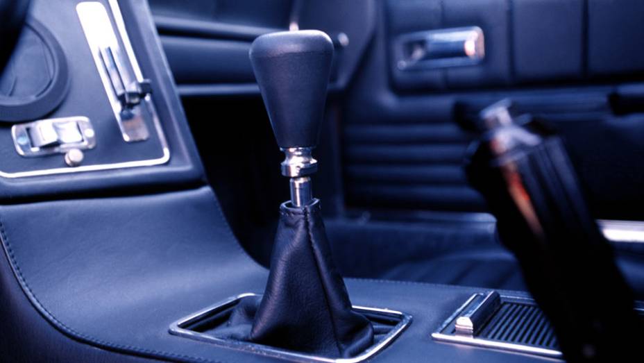 O câmbio manual dispunha de cinco velocidades | <a href="https://gutenberg.quatrorodas.abril.com.br/reportagens/classicos/maserati-100-anos-792281.shtml" rel="migration">Leia mais</a> O câmbio manual dispunha de cinco velocidades | <a href="https://gutenberg.quatrorodas.abril.com.br/reportagens/classicos/maserati-100-anos-792281.shtml" rel="migration">Leia mais</a>