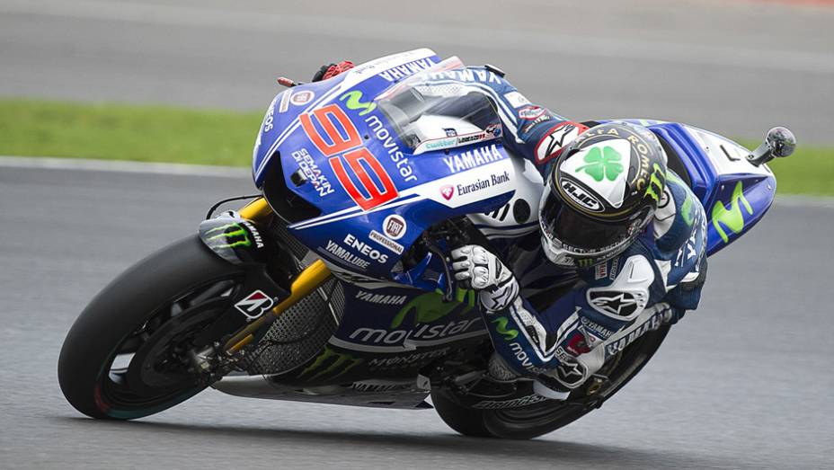 Jorge Lorenzo terminou o dia em 11º | <a href="https://gutenberg.quatrorodas.abril.com.br/moto/noticias/motogp-marquez-lidera-sexta-feira-silverstone-798313.shtml" rel="migration">Leia mais</a>