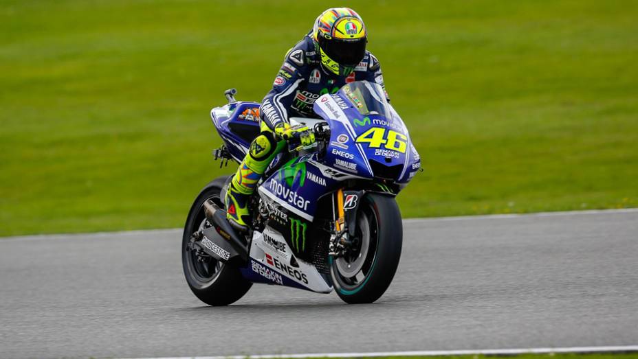 Valentino Rossi ficou num discreto 13º posto | <a href="https://gutenberg.quatrorodas.abril.com.br/moto/noticias/motogp-marquez-lidera-sexta-feira-silverstone-798313.shtml" rel="migration">Leia mais</a>