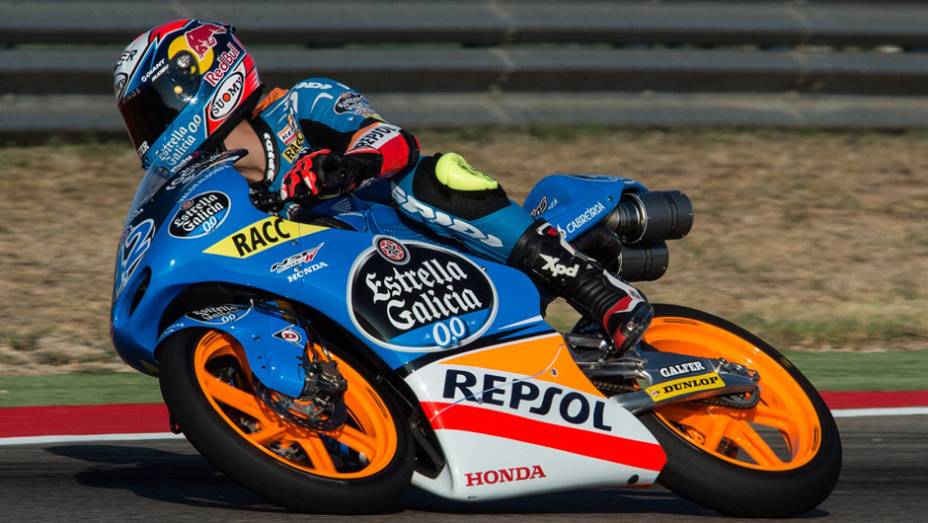 Alex Rins ponteou o pelotão da Moto3 | <a href="https://gutenberg.quatrorodas.abril.com.br/moto/noticias/motogp-dovizioso-lidera-treinos-aragon-802709.shtml" rel="migration">Leia mais</a>