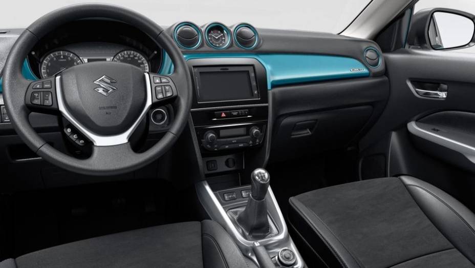 H&aacute; duas op&ccedil;&otilde;es de c&acirc;mbio manual e uma de transmiss&atilde;o autom&aacute;tica | <a href="https://gutenberg.quatrorodas.abril.com.br/noticias/saloes/paris-2014/suzuki-revela-novo-vitara-2015-798061.shtml" rel="migration">Leia mais</a>