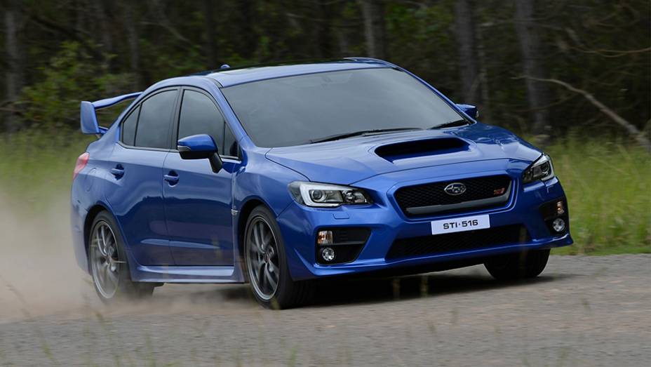 Versão de perfomance é equipada com motor Boxer Turbo 2.5 de 305 cv | <a href="https://gutenberg.quatrorodas.abril.com.br/noticias/fabricantes/subaru-apresenta-wrx-salao-automovel-806204.shtml" rel="migration">Leia mais</a>