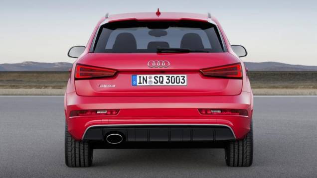 Agora, estão disponíveis 340 cv e 45,9 mkgf. O bloco é atrelado à transmissão S tronic de sete marchas, com tração integral | <a href="https://gutenberg.quatrorodas.abril.com.br/noticias/fabricantes/audi-apresenta-q3-2015-810386.shtml/" rel="migration">Leia Mais</a> Agora, estão disponíveis 340 cv e 45,9 mkgf. O bloco é atrelado à transmissão S tronic de sete marchas, com tração integral | <a href="https://gutenberg.quatrorodas.abril.com.br/noticias/fabricantes/audi-apresenta-q3-2015-810386.shtml/" rel="migration">Leia Mais</a>