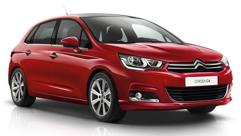 A Citroën exibiu nesta quarta-feira (10) o facelift do C4 hatch no continente europeu | <a href="https://gutenberg.quatrorodas.abril.com.br/noticias/fabricantes/citroen-promove-facelift-c4-europa-820030.shtml" rel="migration">Leia mais</a>