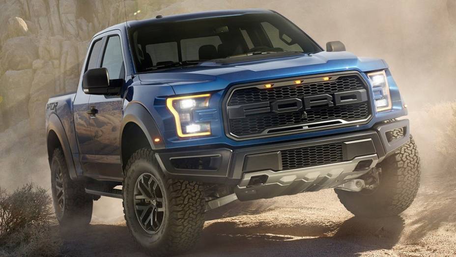 As picapes também têm vez no Salão de Detroit, e, nesta segunda-feira, a Ford mostrou a nova F-150 Raptor | <a href="https://gutenberg.quatrorodas.abril.com.br/noticias/saloes/detroit-2015/ford-revela-picape-f-150-raptor-2017-825040.shtml" rel="migration">Leia mais</a>