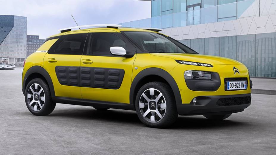 Citroën C4 Cactus | <a href="https://gutenberg.quatrorodas.abril.com.br/noticias/mercado/finalistas-2015-premio-carro-mundial-ano-sao-revelados-834088.shtml" rel="migration">Leia mais</a>