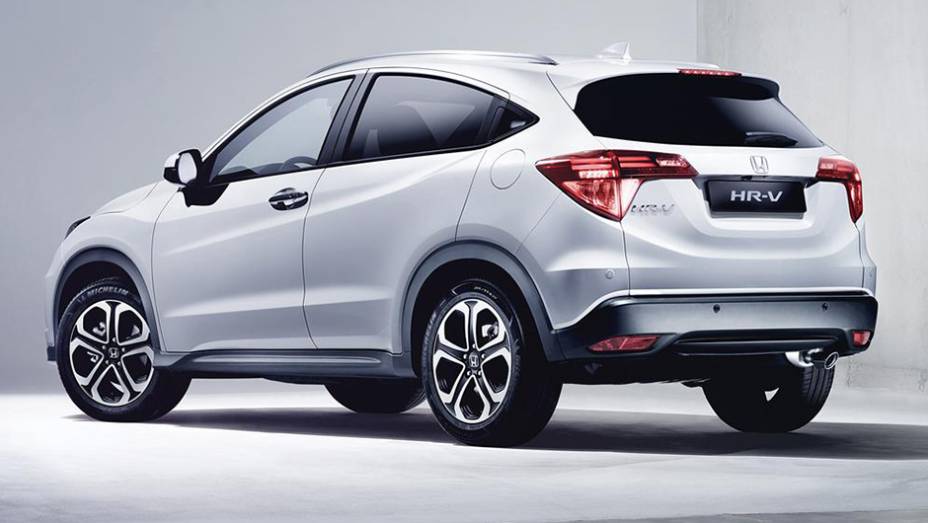 O destaque fica por conta das duas opções de motorização: 1.5 a gasolina e 1.6 a diesel | <a href="https://gutenberg.quatrorodas.abril.com.br/noticias/saloes/genebra-2015/honda-apresenta-versao-europeia-hr-v-837303.shtml" rel="migration">Leia mais</a>