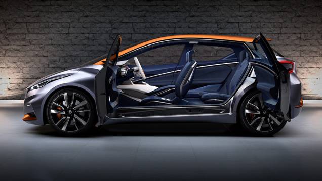 Não foram divulgadas informações sobre motorização e câmbio | <a href="https://gutenberg.quatrorodas.abril.com.br/noticias/saloes/genebra-2015/nissan-radicaliza-sway-concept-842860.shtml" rel="migration">Leia mais</a> Não foram divulgadas informações sobre motorização e câmbio | <a href="https://gutenberg.quatrorodas.abril.com.br/noticias/saloes/genebra-2015/nissan-radicaliza-sway-concept-842860.shtml" rel="migration">Leia mais</a>