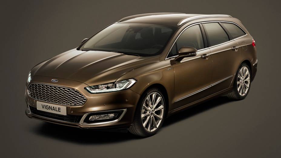 O Vignale Mondeo está disponível para carrocerias sedã e perua, com preço inicial de 29.045 libras esterlinas | <a href="https://gutenberg.quatrorodas.abril.com.br/noticias/fabricantes/ford-revela-versao-producao-vignale-mondeo-856002.shtml" rel="migration">Leia mais</a>