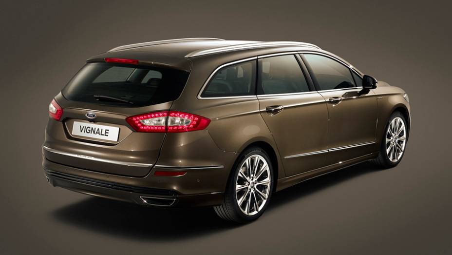 Cinco op&ccedil;&otilde;es de motoriza&ccedil;&atilde;o estar&atilde;o dispon&iacute;veis, oferecendo entre 178 e 237 cv | <a href="https://gutenberg.quatrorodas.abril.com.br/noticias/fabricantes/ford-revela-versao-producao-vignale-mondeo-856002.shtml" rel="migration">Leia mais</a>
