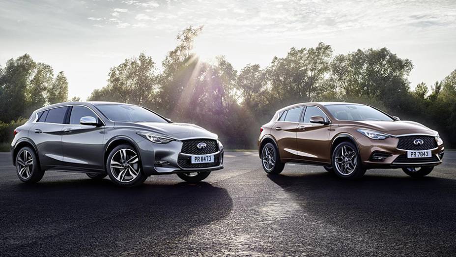 Finalmente! A versão de produção do Q30 é apresentada dois anos depois do protótipo | <a href="https://gutenberg.quatrorodas.abril.com.br/noticias/fabricantes/dois-anos-depois-previa-infiniti-apresenta-hatch-q30-905000.shtml" target="_blank" rel="migration">Leia mais</a>