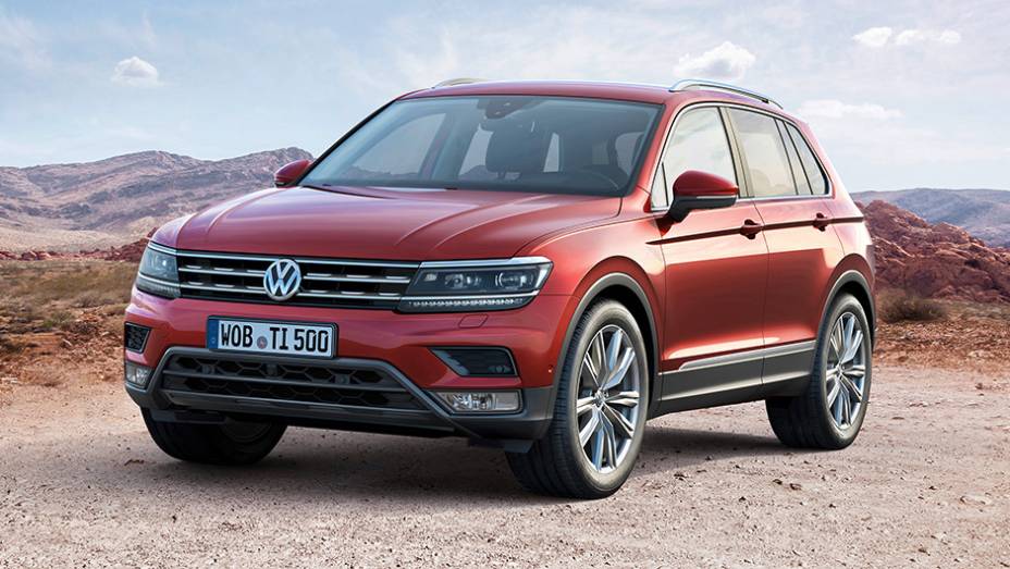 Basta olhar para o novo Tiguan para reparar: o visual da nova geração está bem mais esportivo | <a href="https://gutenberg.quatrorodas.abril.com.br/noticias/fabricantes/nova-geracao-volkswagen-tiguan-salto-tecnologico-904880.shtml" target="_blank" rel="migration">Leia mais</a>