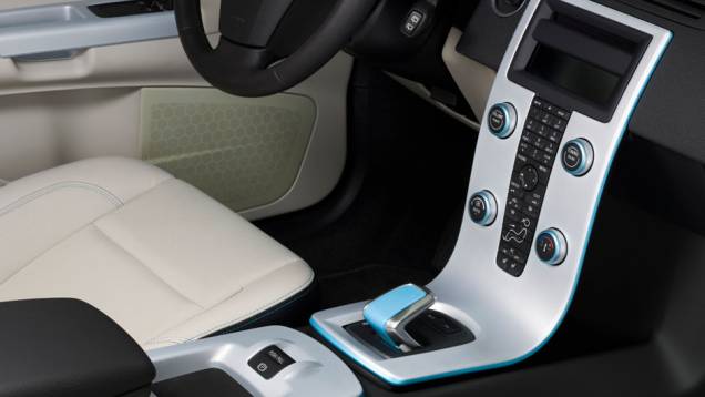 Volvo C30 Electric | <a href="https://gutenberg.quatrorodas.abril.com.br/carros/impressoes//volvo-c30-electric-viavel-dia-a-dia-729285.shtml" rel="migration">Leia mais</a> Volvo C30 Electric | <a href="https://gutenberg.quatrorodas.abril.com.br/carros/impressoes//volvo-c30-electric-viavel-dia-a-dia-729285.shtml" rel="migration">Leia mais</a>