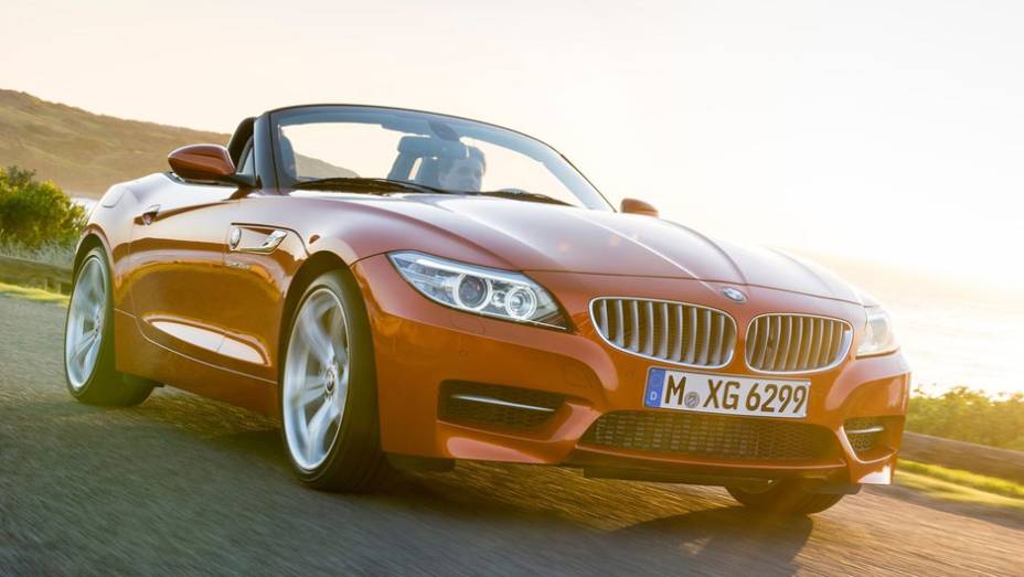 BMW Z4 Roadster 2014 | <a href="https://gutenberg.quatrorodas.abril.com.br/saloes/detroit/2013/bmw-z4-730389.shtml" rel="migration">Leia mais</a>