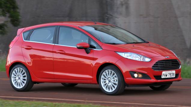 Configuração de entrada S, com motor 1.5 16V, parte de 38.990 reais <a href="https://gutenberg.quatrorodas.abril.com.br/carros/lancamentos/ford-new-fiesta-2014-739245.shtml" rel="migration">Leia mais</a> Configuração de entrada S, com motor 1.5 16V, parte de 38.990 reais <a href="https://gutenberg.quatrorodas.abril.com.br/carros/lancamentos/ford-new-fiesta-2014-739245.shtml" rel="migration">Leia mais</a>