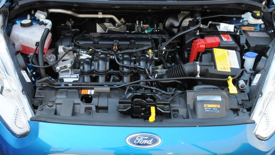Novo motor Sigma 1.5 16V &eacute; uma das novidades do hatch <a href="https://gutenberg.quatrorodas.abril.com.br/carros/lancamentos/ford-new-fiesta-2014-739245.shtml" rel="migration">Leia mais</a>