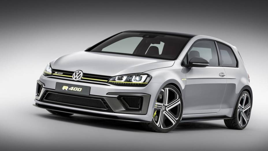 Volkswagen revelou uma versão mais do que radical Golf, intitulado R 400.| <a href="https://gutenberg.quatrorodas.abril.com.br/noticias/saloes/pequim-2014/vw-mostra-golf-r-400-pequim-780061.shtml" rel="migration">Leia mais</a>