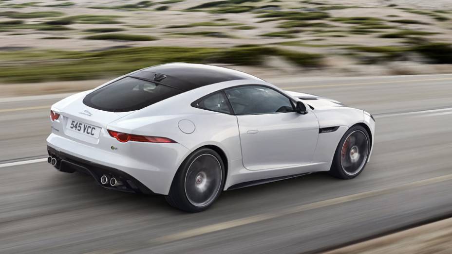 Ele tem espaço para apenas dois felizardos | <a href="https://gutenberg.quatrorodas.abril.com.br/noticias/saloes/los-angeles-2013/jaguar-revela-f-type-coupe-760708.shtml" rel="migration">Leia mais</a>