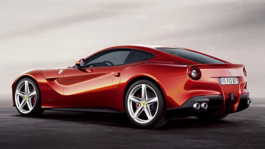 Carro será o substituto da 599 e conta com vários itens que equipam a Ferrari FF | <a href="https://gutenberg.quatrorodas.abril.com.br/saloes/genebra/2012/ferrari-f12berlinetta-678494.shtml" rel="migration">Leia mais</a>