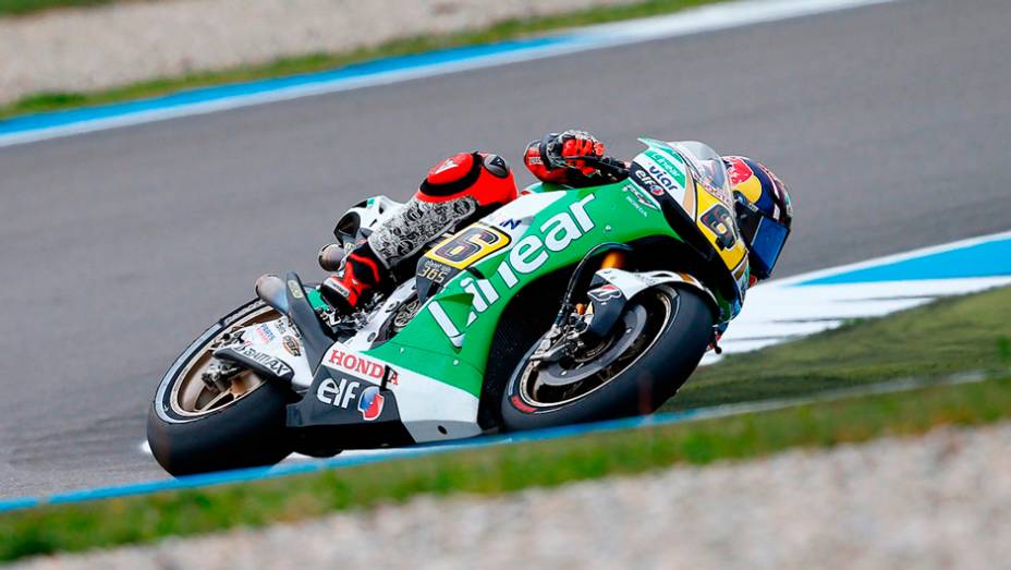 Stefan Bradl fecha a primeira fila na largada | <a href="https://gutenberg.quatrorodas.abril.com.br/moto/noticias/motogp-crutchlow-conquista-pole-assen-745300.shtml" rel="migration">Leia mais</a>