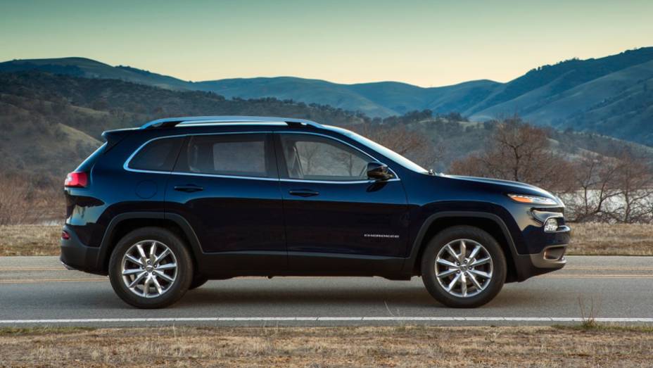 | <a href="https://gutenberg.quatrorodas.abril.com.br/saloes/new-york/2013/jeep-cherokee-737016.shtml" rel="migration">Leia mais</a>