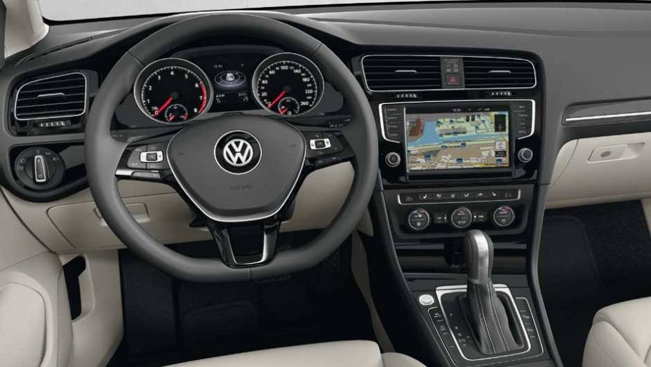 A generosa lista de opcionais da perua inclui piloto automático adaptativo, faróis com iluminação inteligente e assistência de estacionamento | <a href="https://gutenberg.quatrorodas.abril.com.br/noticias/fabricantes/vw-lanca-golf-variant-868081.shtml" rel="migration">Leia mais</a>